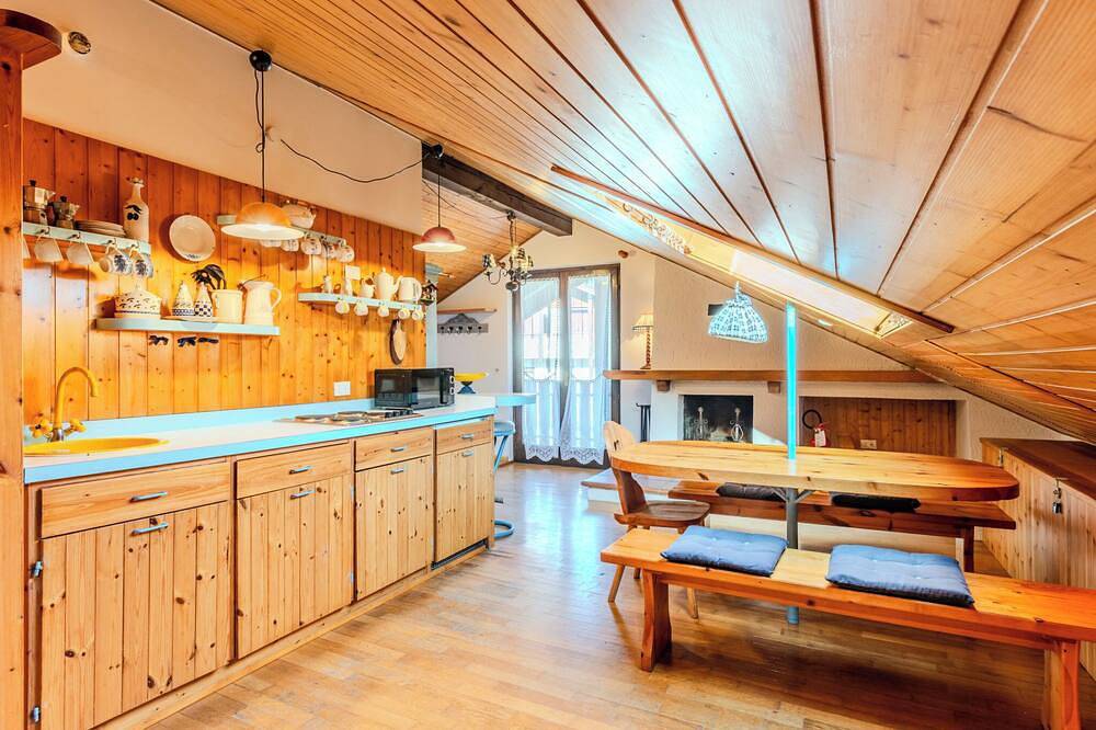 Ganze Wohnung, Mansarda Pineta in Pinzolo, Giustino