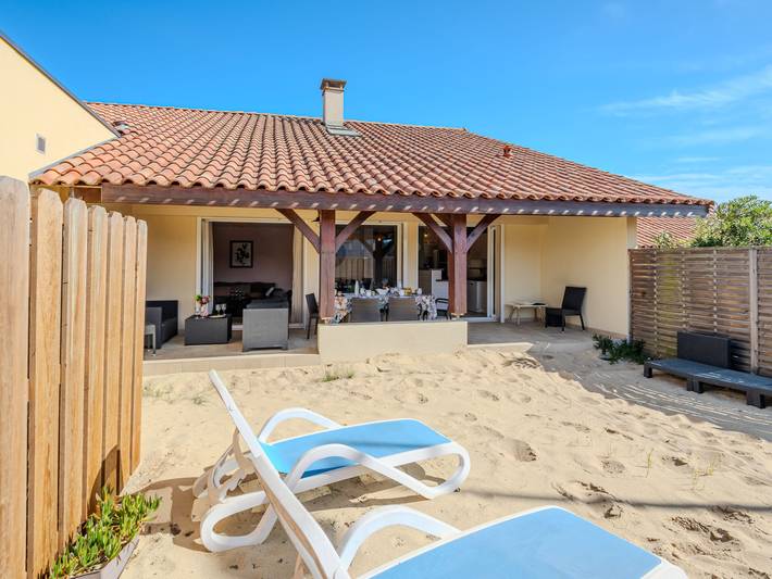 Ferienhaus für 8 Personen, mit Terrasse und Garten in Landes