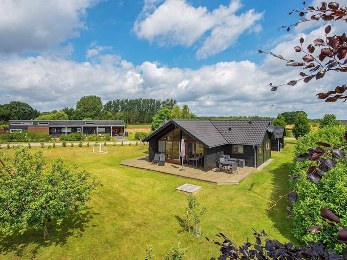 Ferienhaus für 6 Personen, mit Terrasse und Sauna sowie Whirlpool in Ahl Strand