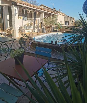 Cottage pour 4 personnes, avec piscine et jardin à Paulhan (Hérault)
