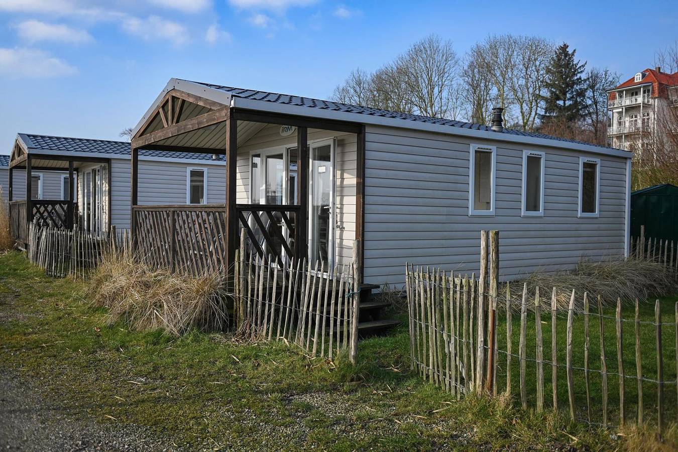 Mini-Ferienhaus Eiderlodge 1 – Dein naturnaher Rückzugsort an der Eider in Süderstapel, Eider-Treene-Sorge