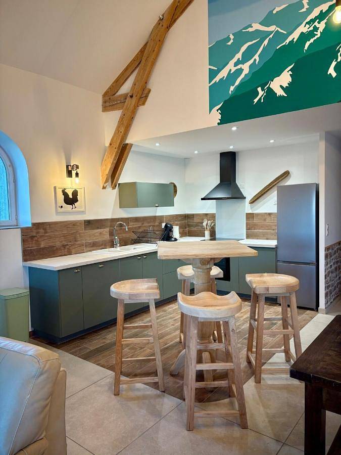 Location de vacances pour 10 personnes, avec vue et terrasse, animaux acceptés à Saurier - 3