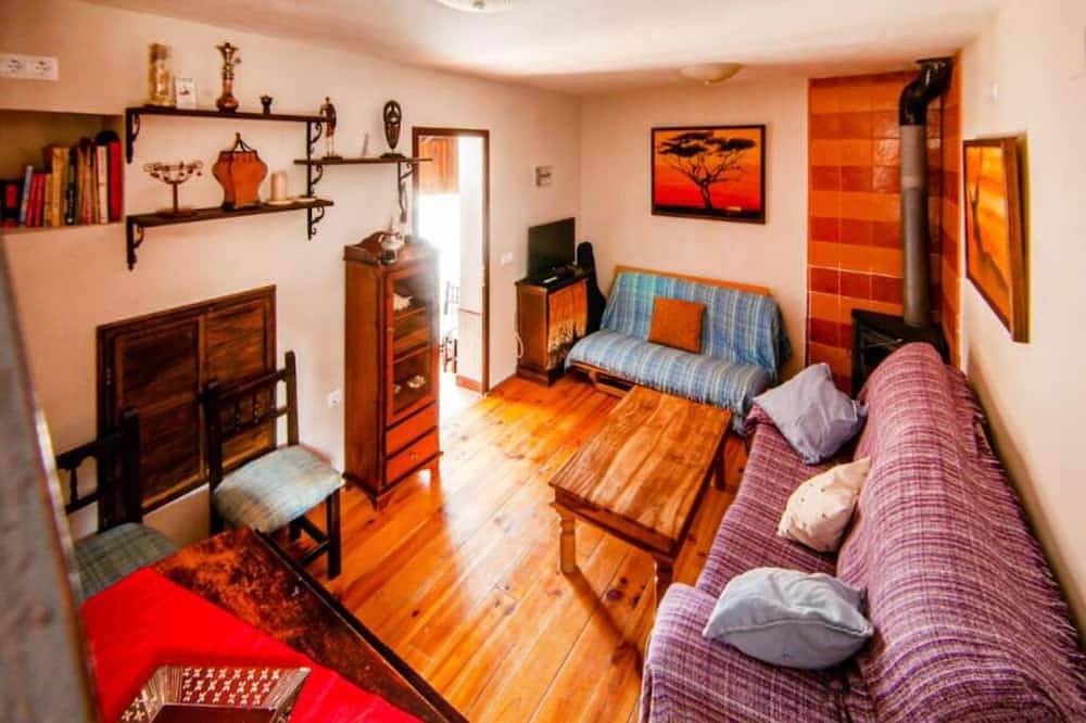Casita acojedora con chimenea en sierra del segura in Santiago-Pontones, Parque natural de las Sierras de Cazorla y Segura