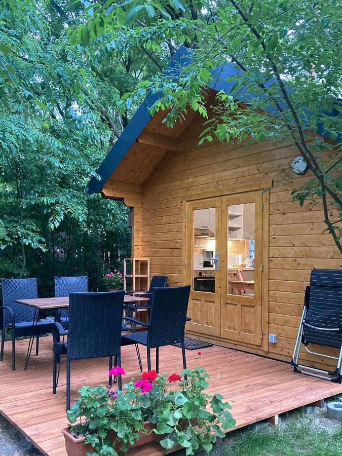 Ferienwohnung für 4 Personen, mit Terrasse und Garten sowie Sauna und Seeblick in Drebkau