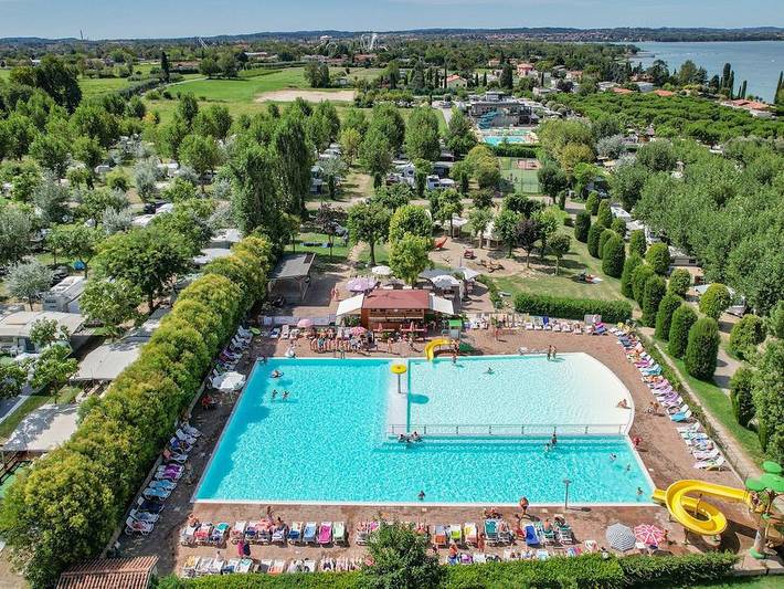 Camping für 6 Personen, mit Kinderpool in Lazise