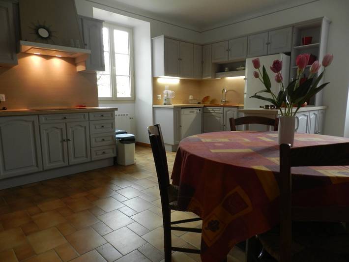Gîte pour 15 personnes, avec jardin et terrasse à Saint-Cyprien (Lot) - 2