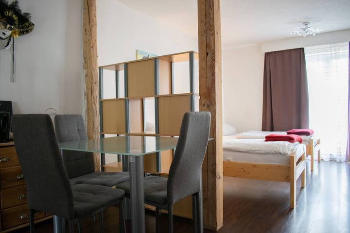 Appartement entier, Maison de vacances Neuhausen – Appartement Rdc / Wi-Fi / 1 chambre in Neuhausen, Forêt Noire du Nord