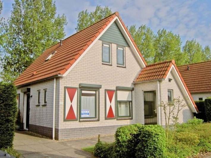 Natuurhuisje voor 6 personen, with Terras and Tuin as well as Sauna in Zeeuws-Vlaanderen
