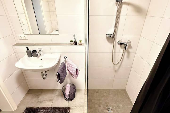 Ganze Wohnung, Gemütliches Appartement in Zentrumsnähe mit vollausgestattete Küche | Netflix in Augsburg, Bayerisch Schwaben