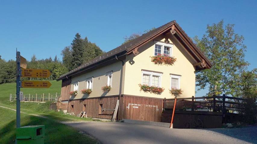 B&B für 2 Personen, mit Terrasse und Garten in der Schweiz