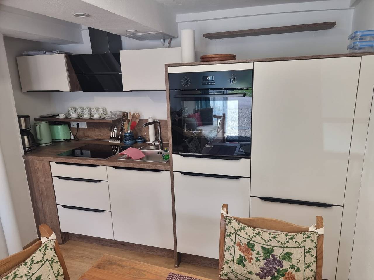 Apartamento entero, Apartamento 'Fewo Unten cerca del Ammersee' con terraza y wifi in Utting am Ammersee, Lago Ammer