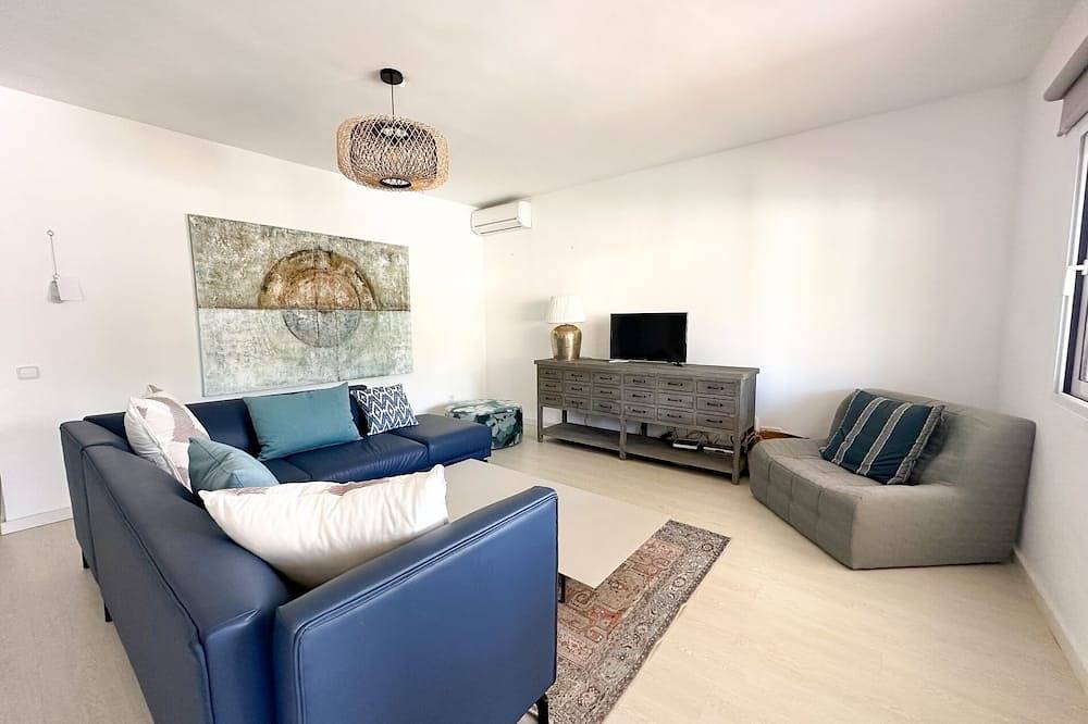 Villa Colibrí, con piscina privada para 6 personas in Son Ferrer, Calvià