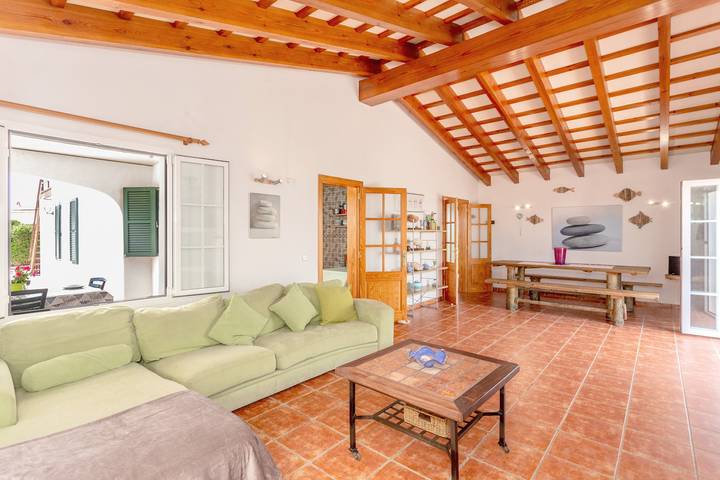 Ferienhaus Racó Blau mit Meerblick, Pool, Wlan, Garten und Klimaanlage in Cap d'en Font, Sant Lluís