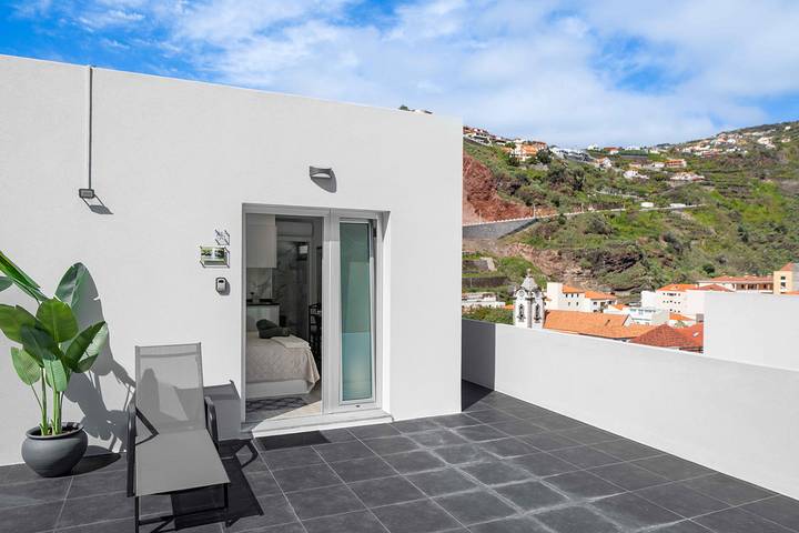 Apartamento inteiro, Apartamento de férias para 2 pessoas com terraço in Pináculo, Ribeira Brava