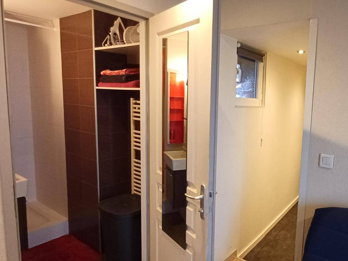 Appartement entier, Bellerive, pieds dans l'eau lac & montagnes in Publier, Région de Thonon-les-Bains
