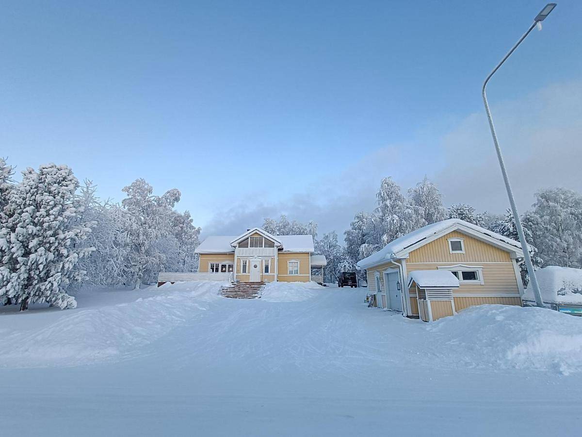 Arctic Lakeside Villa in Kemijärvi, Lappland