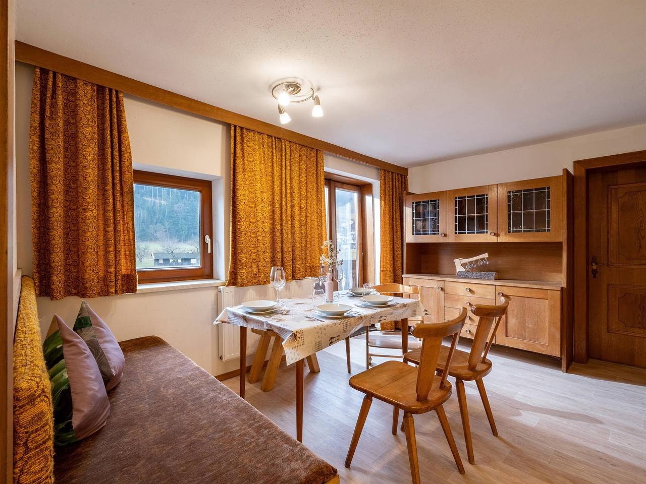 Appartement/Fewo, Dusche, Wc, 2 Schlafräume in Brixental