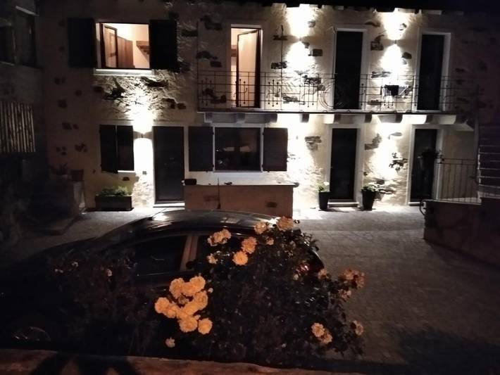 Location de vacances pour 4 personnes, avec terrasse ainsi que jardin et vue à Teglio - 4