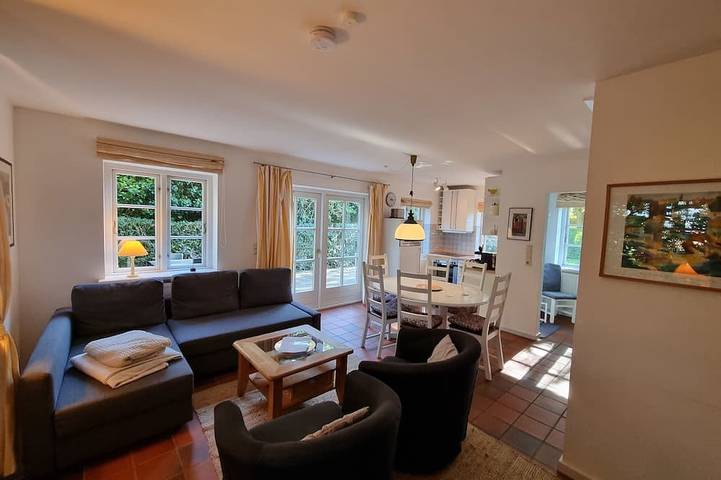 Ferienhaus für 4 Personen, mit Garten, mit Haustier in Alkersum