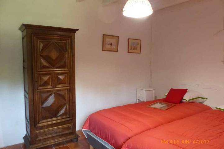 Gîte pour 9 personnes, avec jardin et terrasse à Villandraut - 3