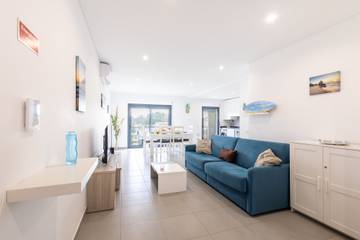 Apartamento De Férias para 6 Pessoas em Praia de São Martinho do Porto, São Martinho do Porto, Foto 1