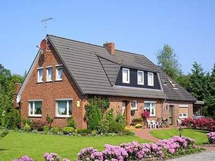 Ferienwohnung für 2 Personen, mit Balkon und Terrasse sowie Garten in Dunum