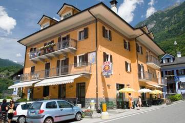 Maison d’hôte pour 6 personnes, avec balcon dans Alpe Devero