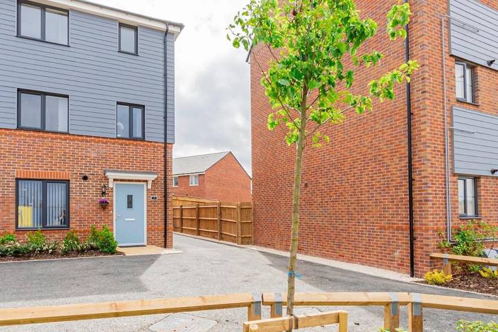 Holiday home for 10 people, with garden - 1