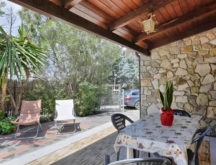 Apartamento entero, Apartamento 'Tramonto' con terraza privada, Wi-Fi y aire acondicionado in Capoliveri, Archipiélago Toscano
