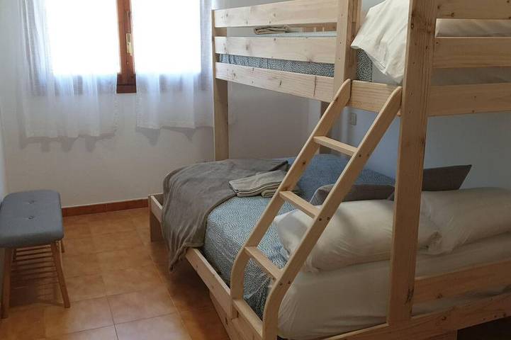 Ganze Wohnung, Loira Apartment, Villanúa, ideal für Familien, Pool in Villanúa, Aragonesische Pyrenäen
