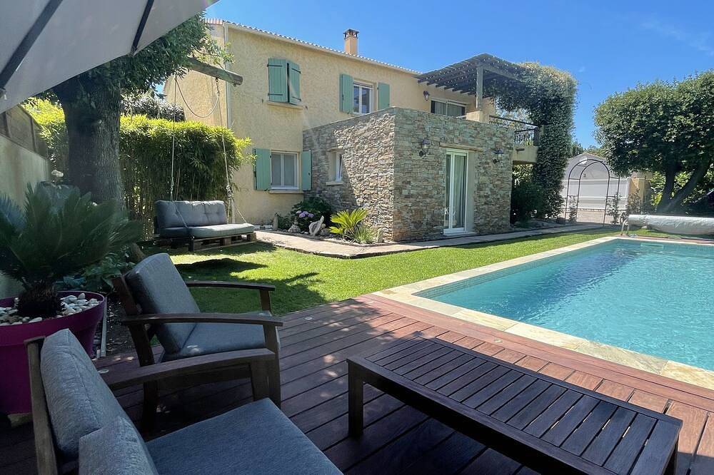 Sehr schönes klimatisiertes Apartment mit beheiztem Pool in charmanter Villa. in Oletta, Calvi und Umgebung