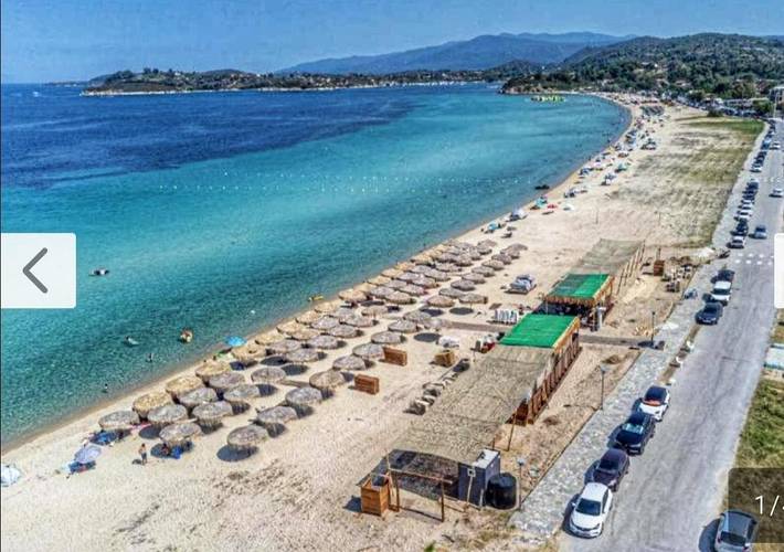 Location de vacances pour 13 personnes, avec vue et jardin, animaux acceptés dans Ormos Panagias