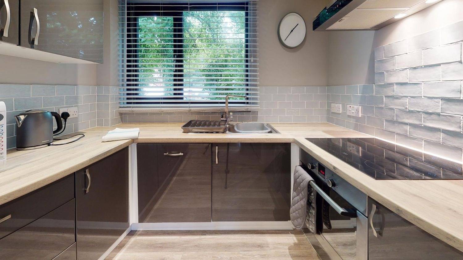 48 Trevithick Court, Tolroy Manor in Cornwall