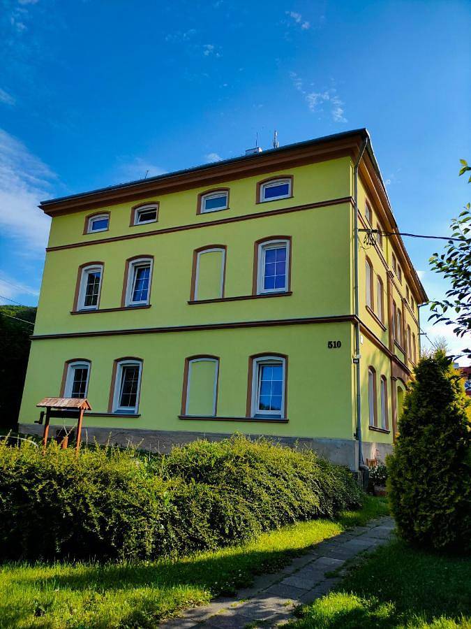 Geheel appartement, Olsinky in Ústí nad Labem, Elbezandsteengebergte