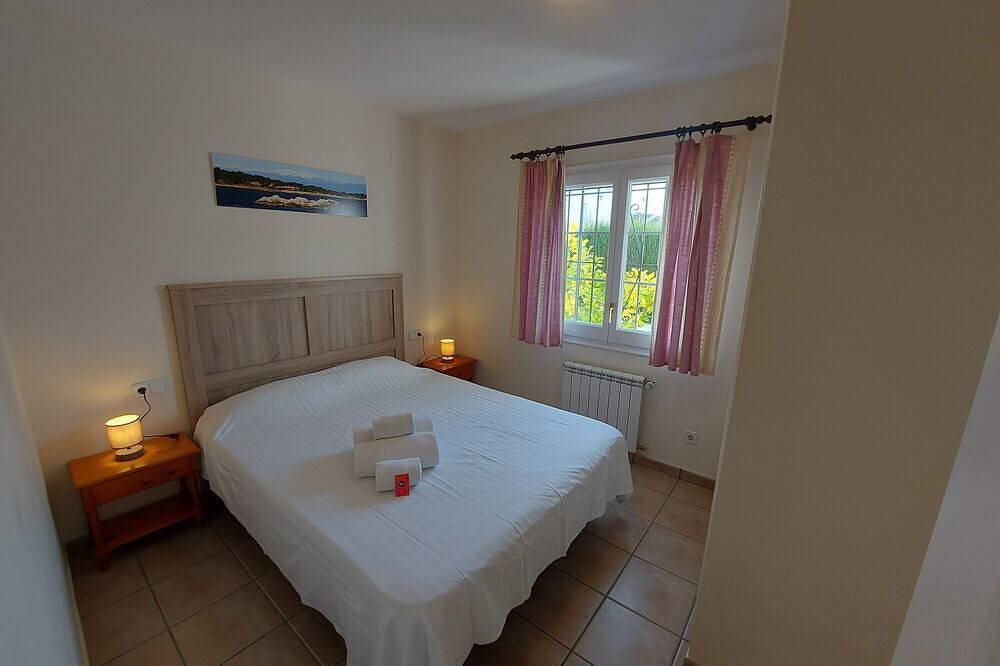 Schitterende villa tussen zee en bos met privé zwembad en gratis wifi. in L'Escala, Upper Empordà