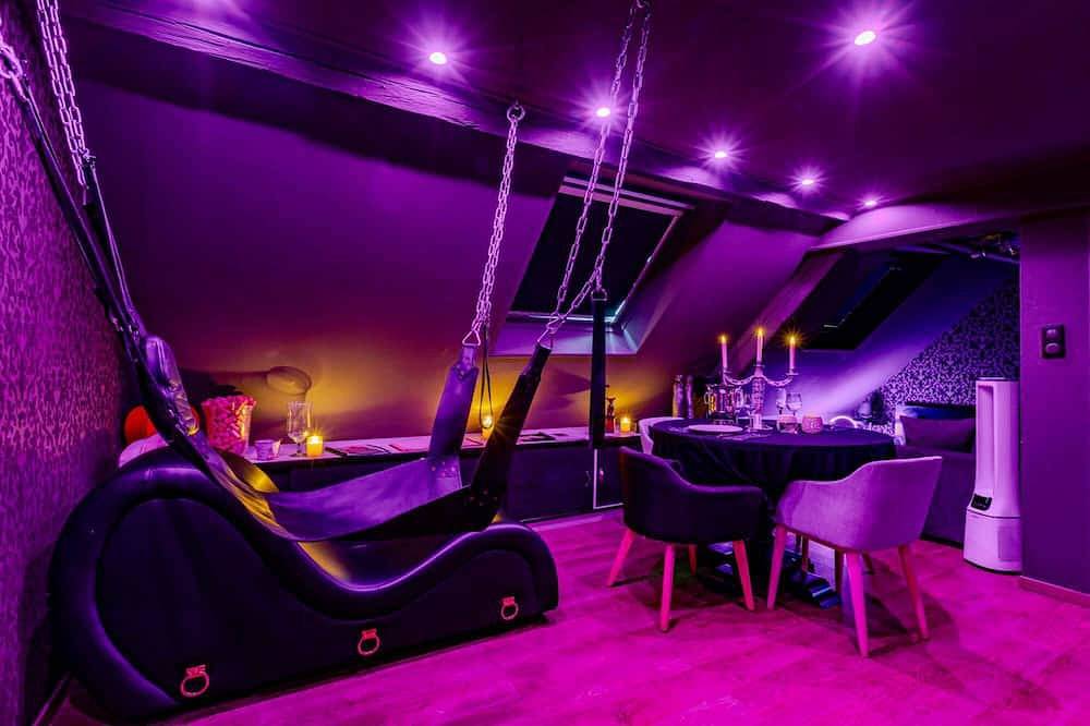 Appartement entier, Love Room Alsace L'Escale du Désir in Niederbronn-les-Bains, Nord de l'Alsace