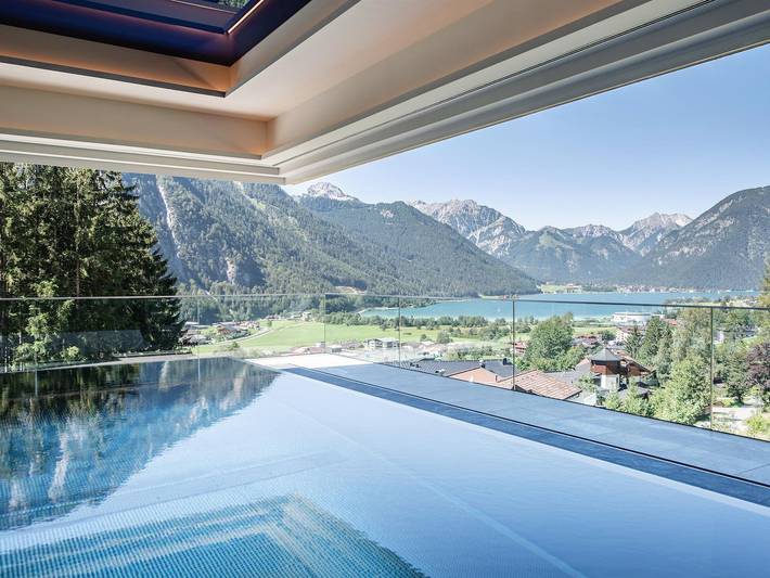 Hotel für 2 Personen, mit Whirlpool und Pool sowie Balkon und Garten, kinderfreundlich in Eben am Achensee - 2