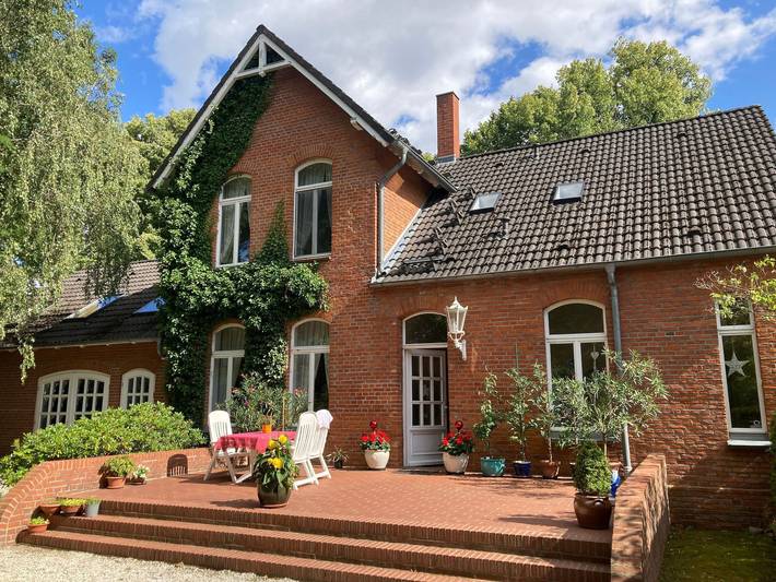 Ferienhaus für 9 Personen, mit Seeblick und Terrasse sowie Garten, kinderfreundlich in Malchow