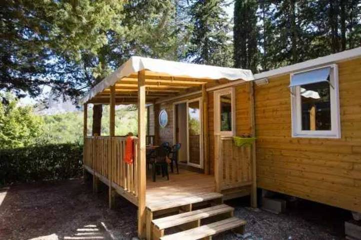 Camping pour 6 personnes, avec bassin pour enfant et piscine, animaux acceptés dans les Bouches-du-Rhône