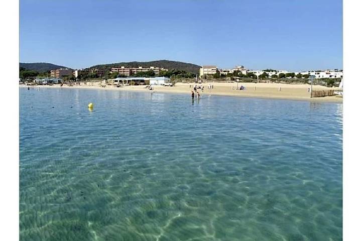 Holiday apartment for 6 people, with terrace and garden as well as pool - 1