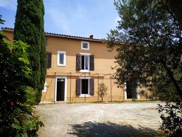 Chambre d’hôte pour 3 personnes, avec jardin et terrasse ainsi que piscine et vue à Conques-sur-Orbiel