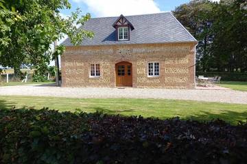 Gîte pour 6 personnes, avec jardin et terrasse à Theuville-aux-Maillots