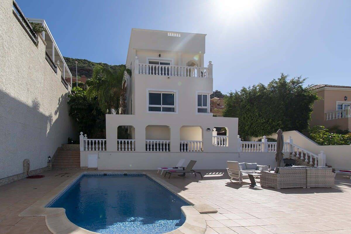 Casa vacanza a Adeje a partire da 472€ a notte