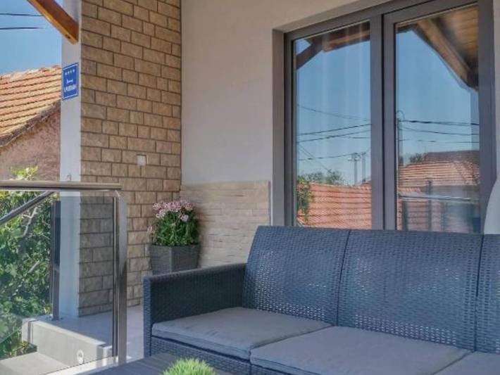 Ganze Wohnung, Apartment Penthouse Ivan- Two Bedroom Apartment with rooftop swimming pool in Dalmatinisches Zagora