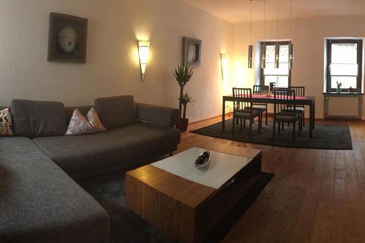 Ferienhaus für 4 Personen, mit Balkon und Terrasse