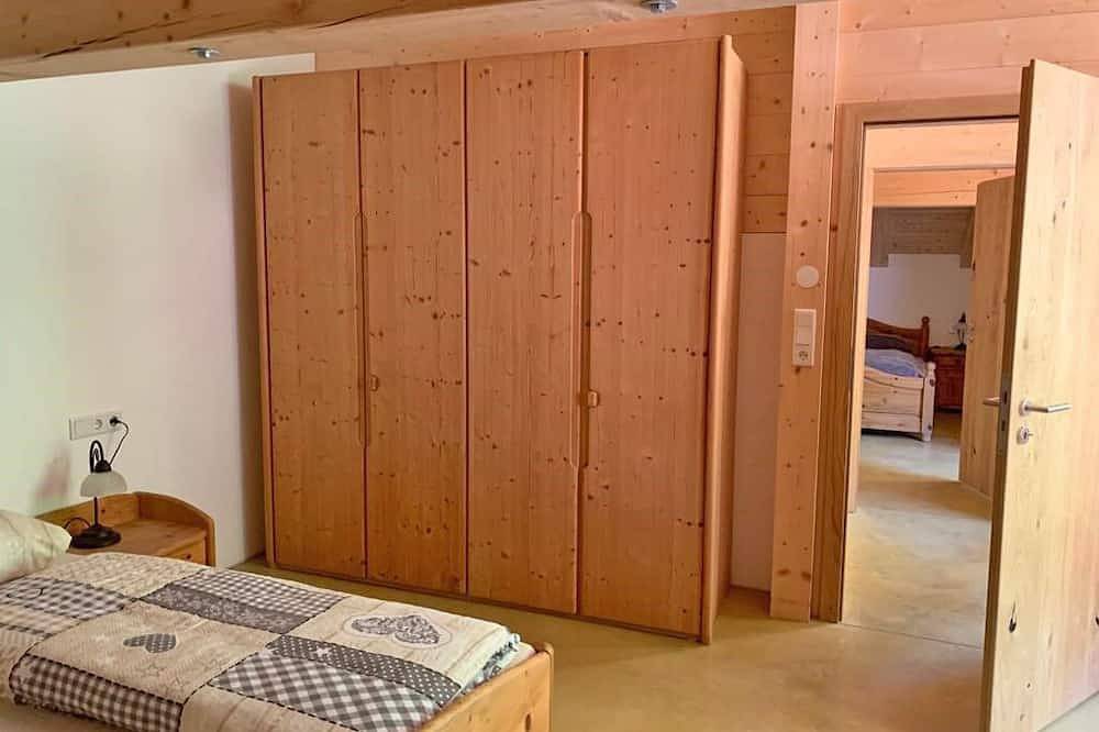 Entire apartment, Ferienwohnung Bergblick ca 80 qm Max. 6 Pers in Kiefersfelden, Bavarian Alps