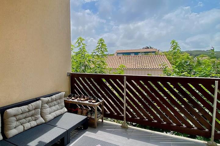 Location de vacances pour 6 personnes, avec balcon dans Carcans Plage