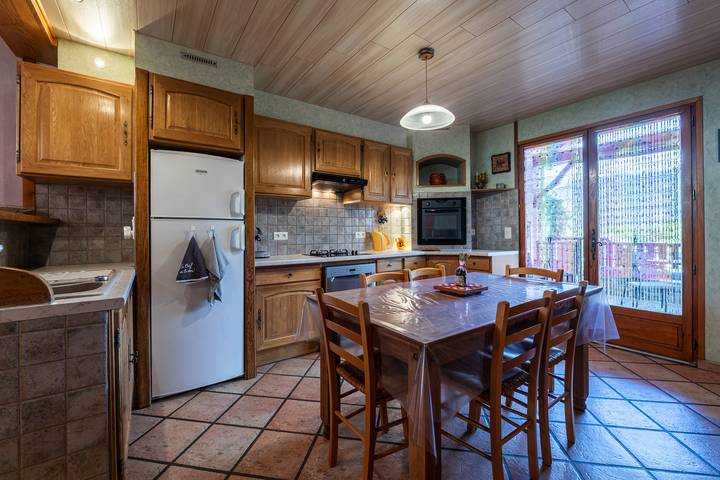 Villa pour 8 personnes, avec jardin, adapté aux familles en Rhône-Alpes - 3