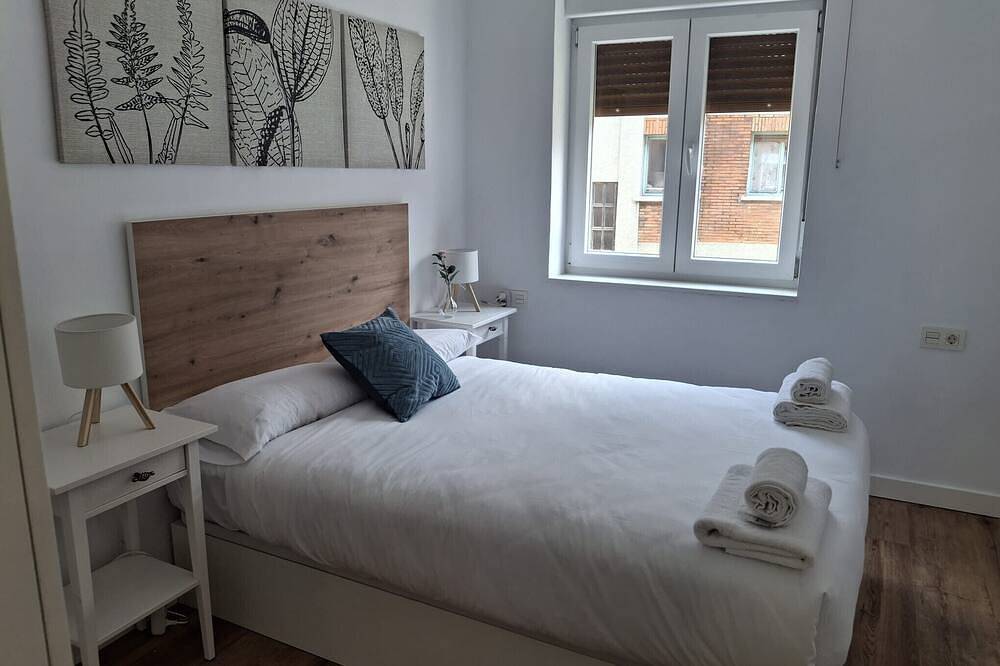 Entire apartment, 33A03 Apto para 4 pax en Langreo in Sama, Langreo