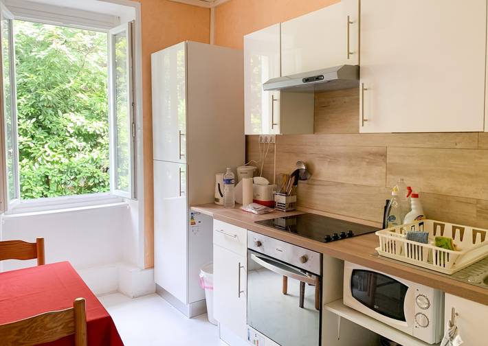Ganze Wohnung, Gemütliches Apartment in Néris-les-Bains, 20 m², Balkon mit Aussicht in Néris-les-Bains, Montluçon und Umgebung